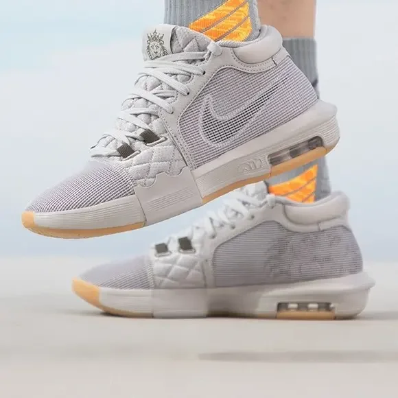 Nike LeBron Witness 8 EP Basketball Shoes Light Iron Ore Men's Size 7.5 - Picture 3 of 15